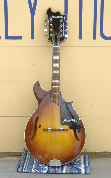 (1972) Harmony Mandolin